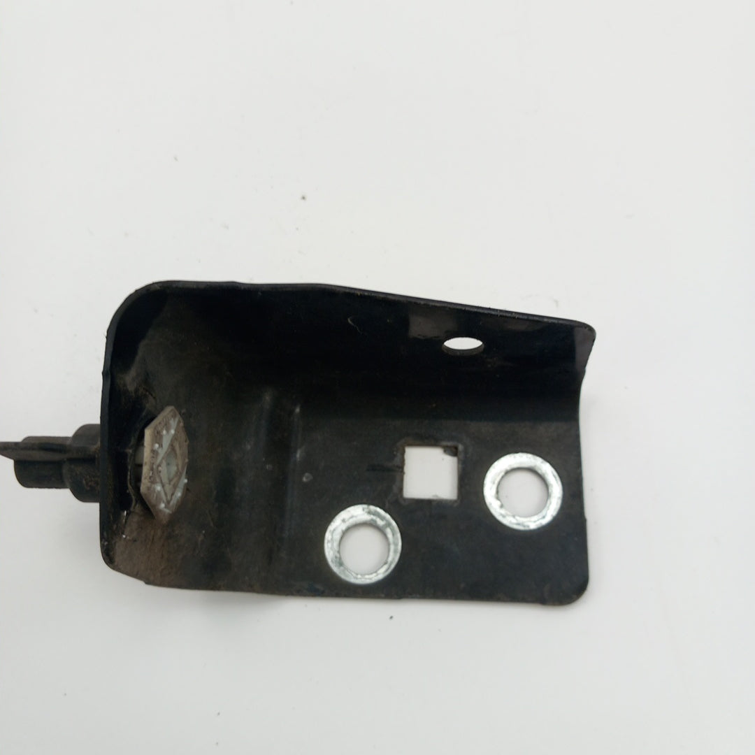 Носач ляв фар Opel Insignia A