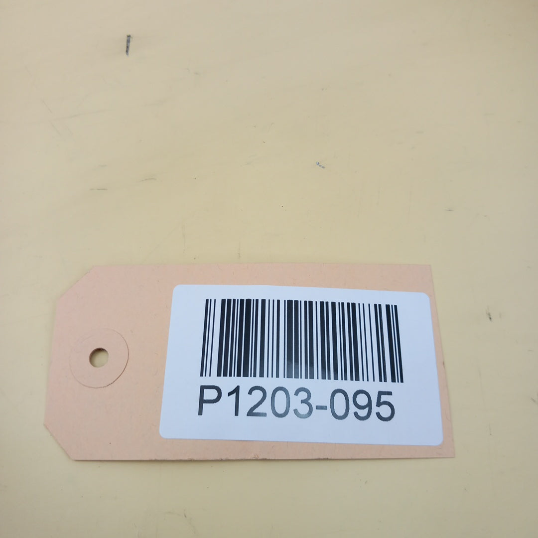 Уплътнение каросерия задна лява врата Opel Zafira C Tourer