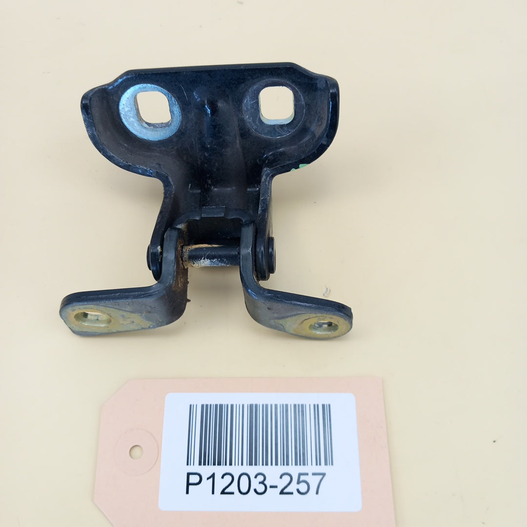 Панта врата задна лява горна Z22C графитено черно Opel Zafira C Tourer