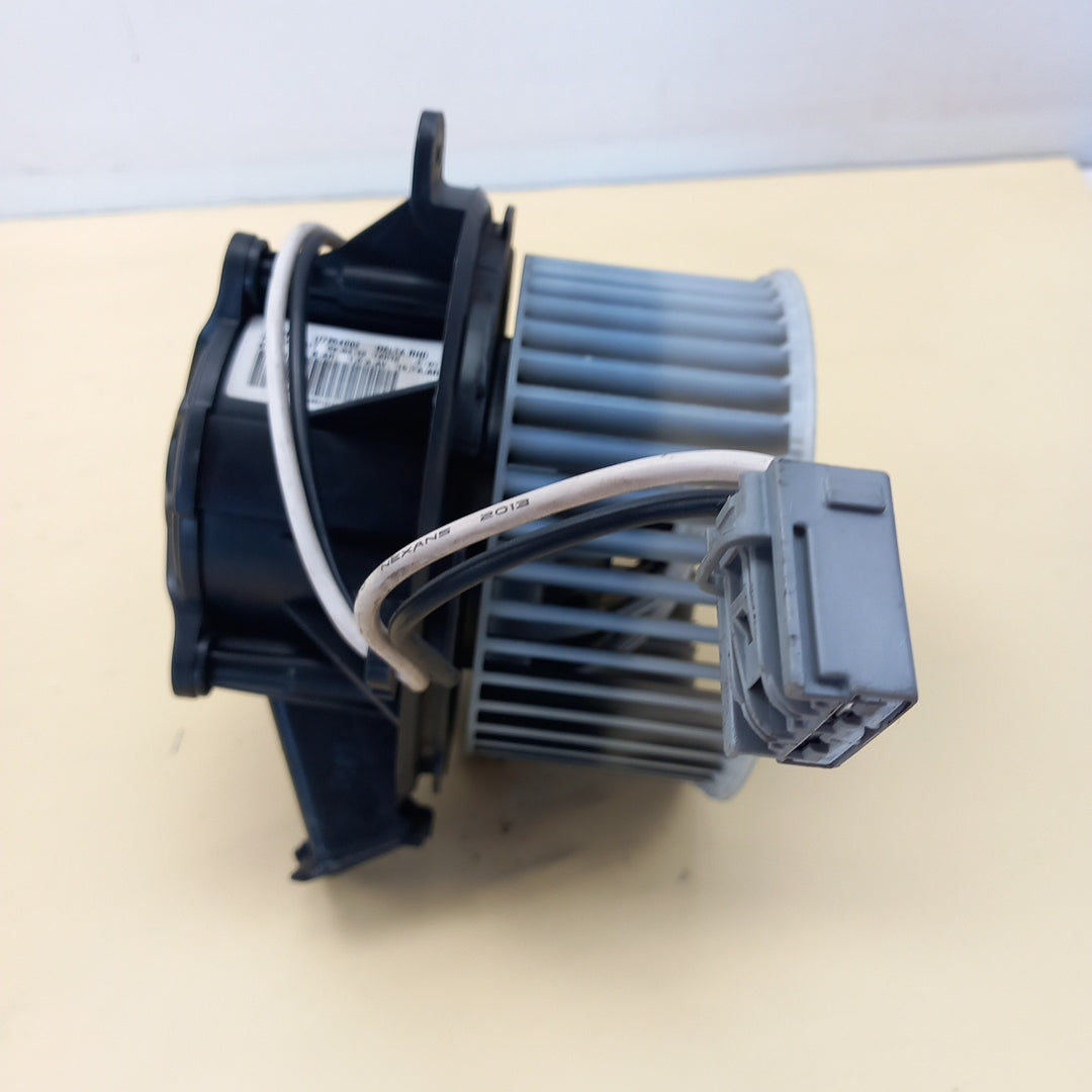 Вентилатор парно RHD Opel Zafira C Tourer