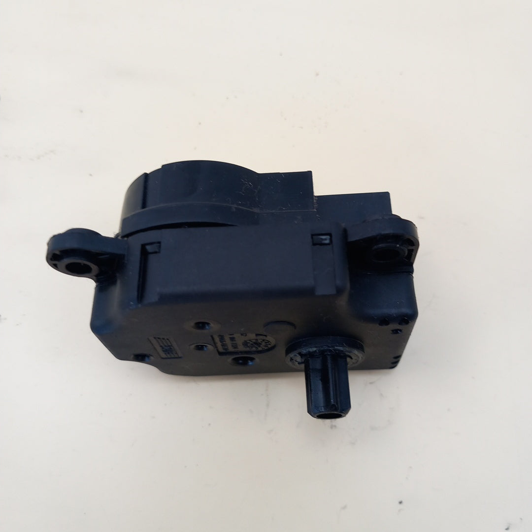 Моторче клапи климатик/парно DA644001U a 41 Opel Zafira C Tourer