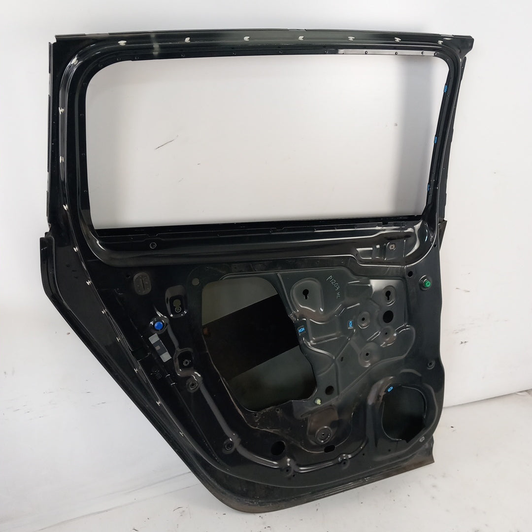 Врата задна лява Z22C графитено черно Opel Zafira C Tourer