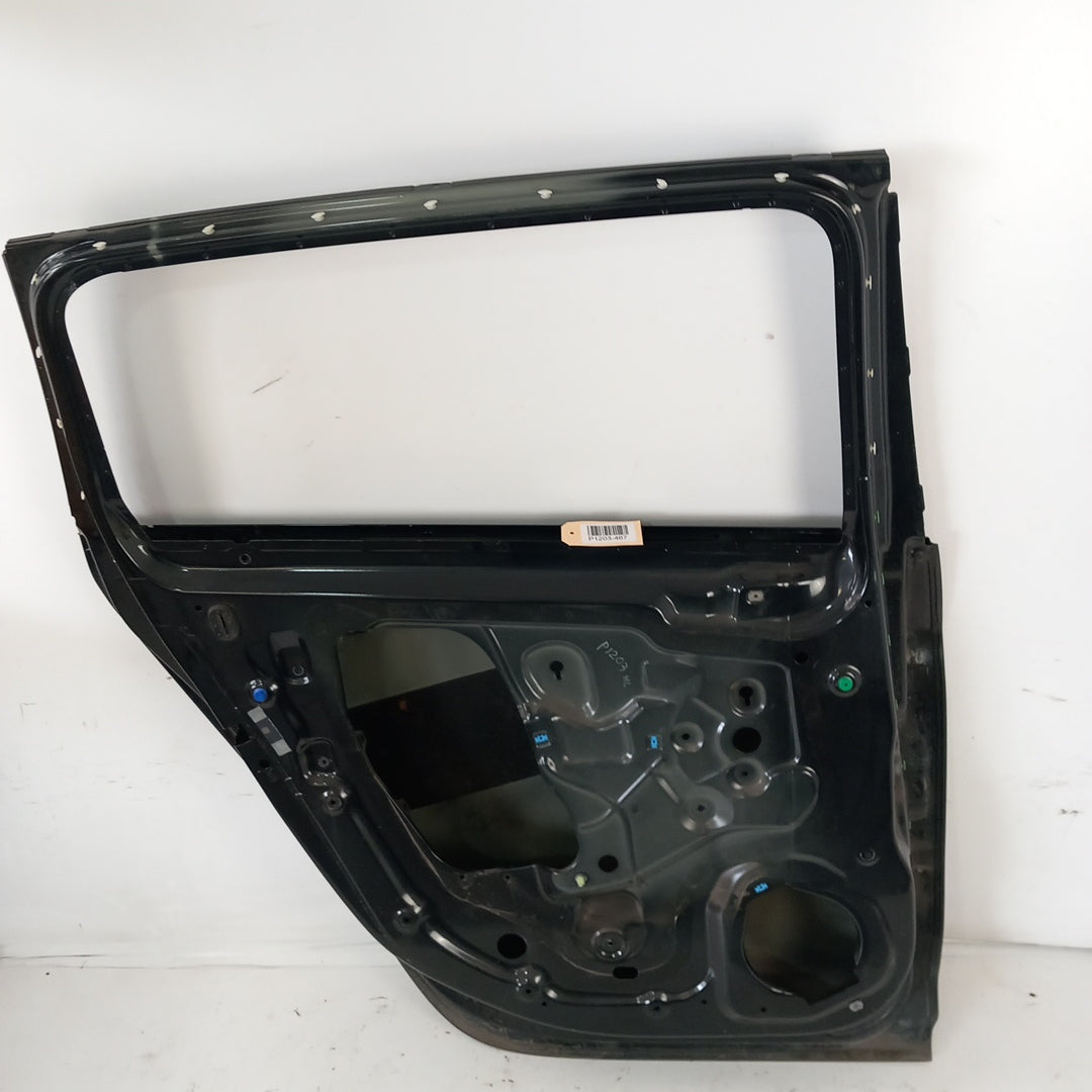 Врата задна лява Z22C графитено черно Opel Zafira C Tourer