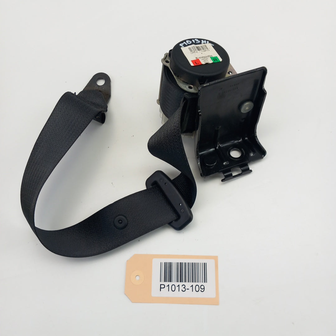 Предпазен колан заден ляв черен Opel Astra J 5 врати