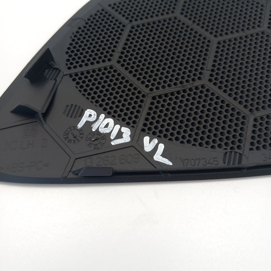 Решетка тонколона Табло отляво Opel Astra J