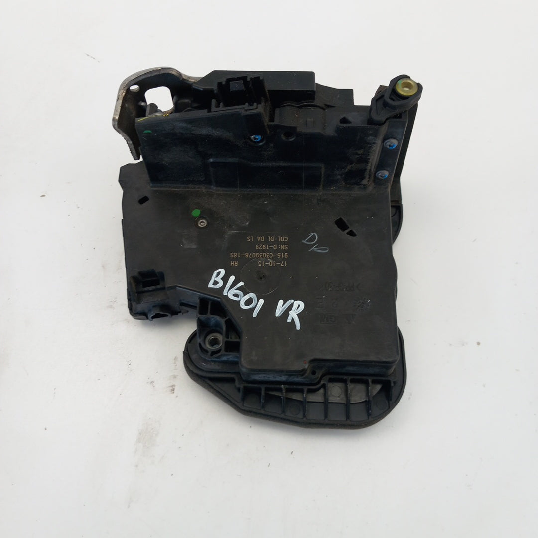 Брава централно заключване предна дясна врата RHD Opel Astra K 5-врати