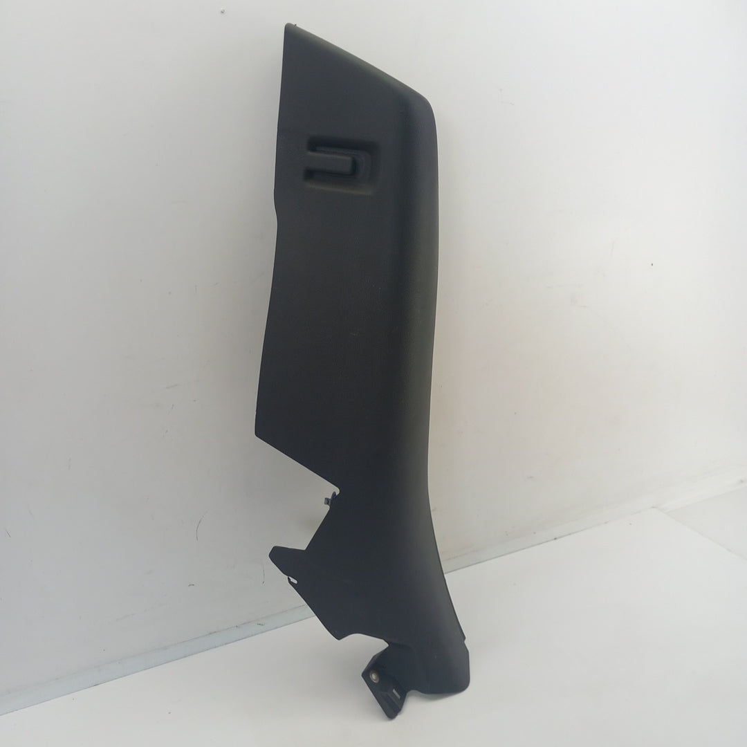 Кора задна колона лява черна долна Opel Astra K 5-врати