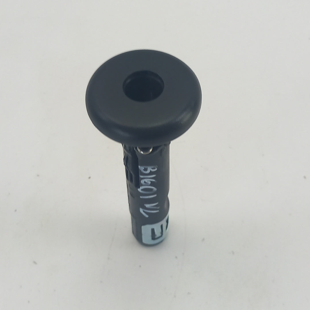 Щифт подглавник предна седалка Opel Astra K