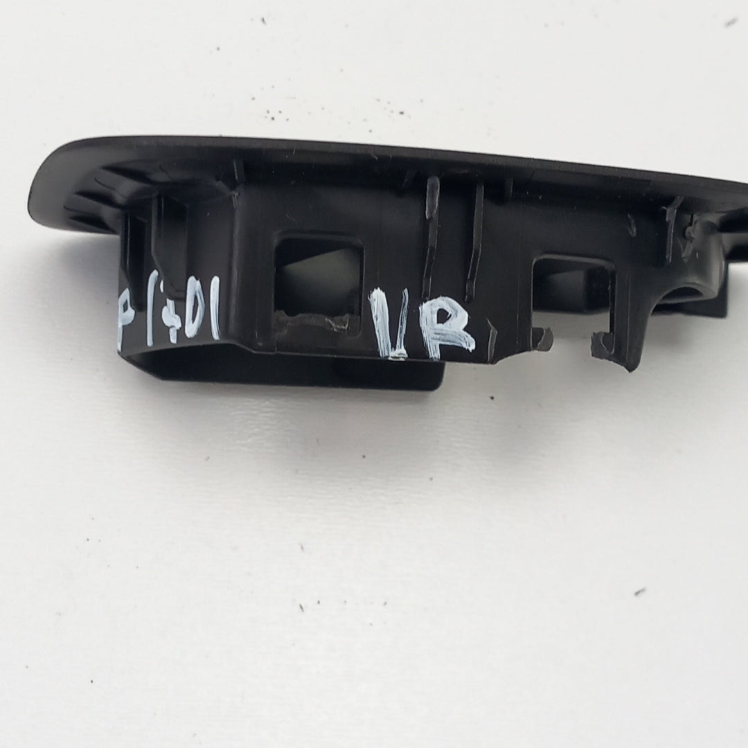 Капаче табло дясно Opel Crossland X