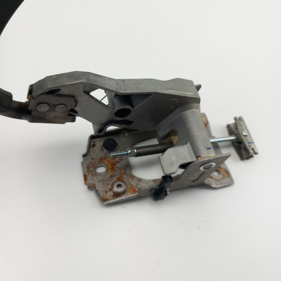 Лост ръчна спирачка RHD Opel Crossland X