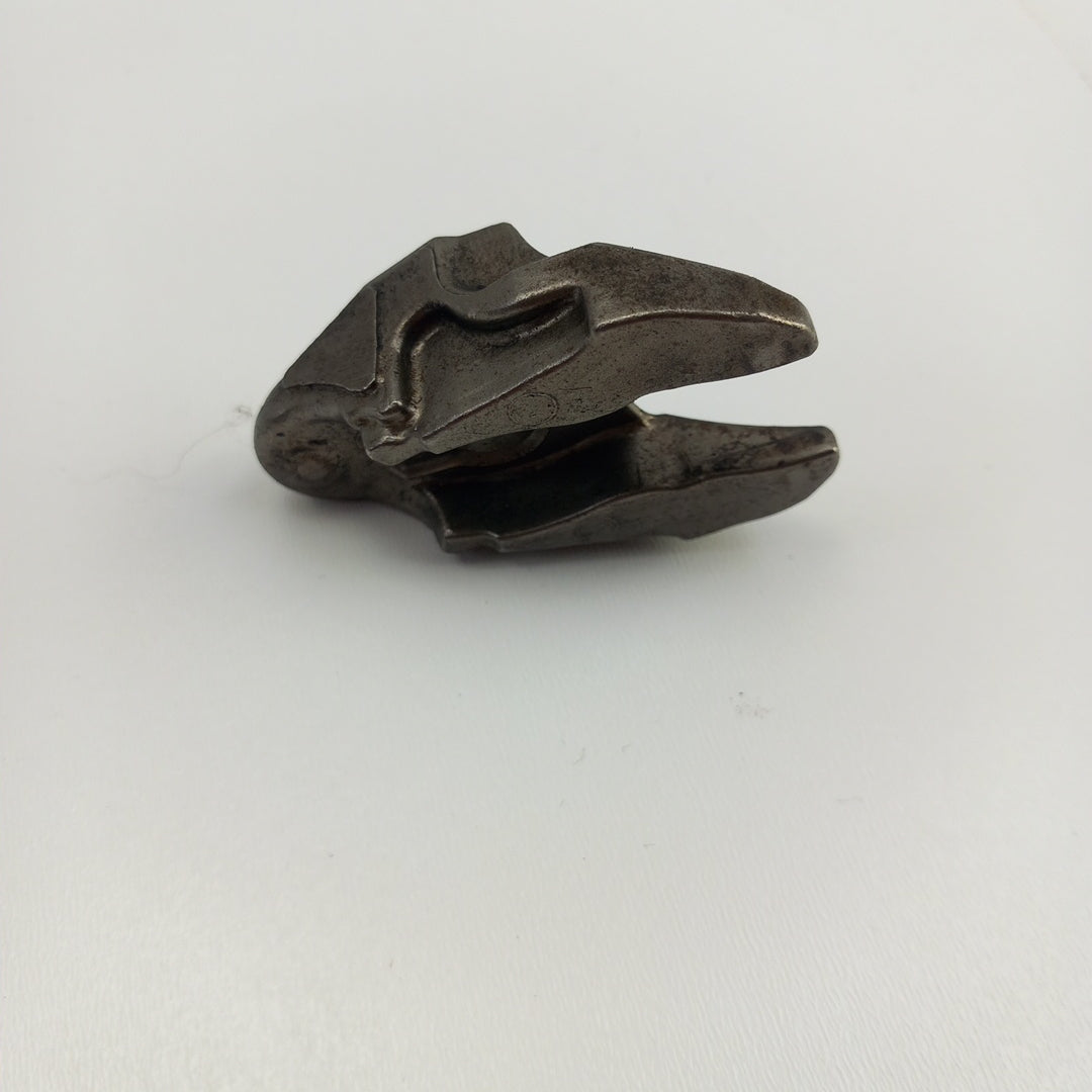 Лапа горивна дюза Opel Crossland X 1,6 CDTI B16DT