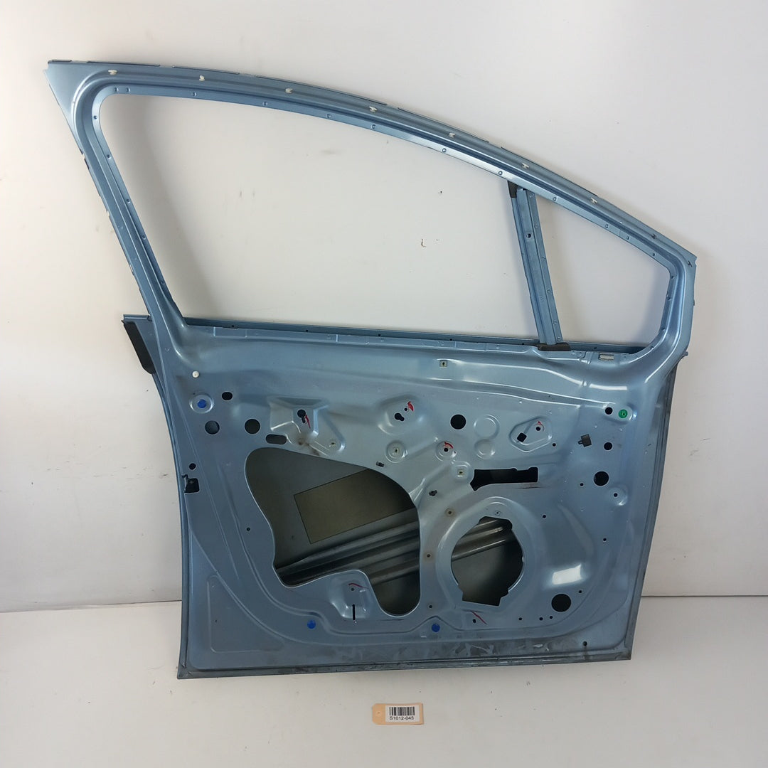 Врата предна лява Crinan Blue / 22R Opel Meriva B