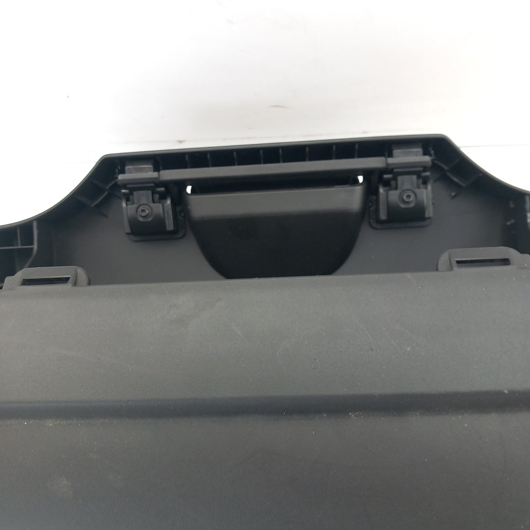 Кутия предна седалка отдолу Opel Meriva B