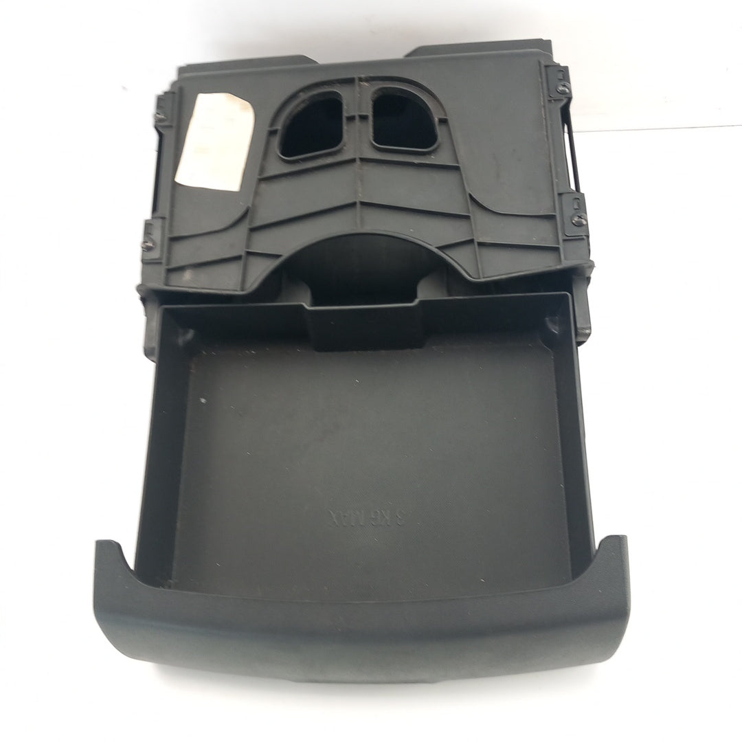 Кутия предна седалка отдолу Opel Meriva B