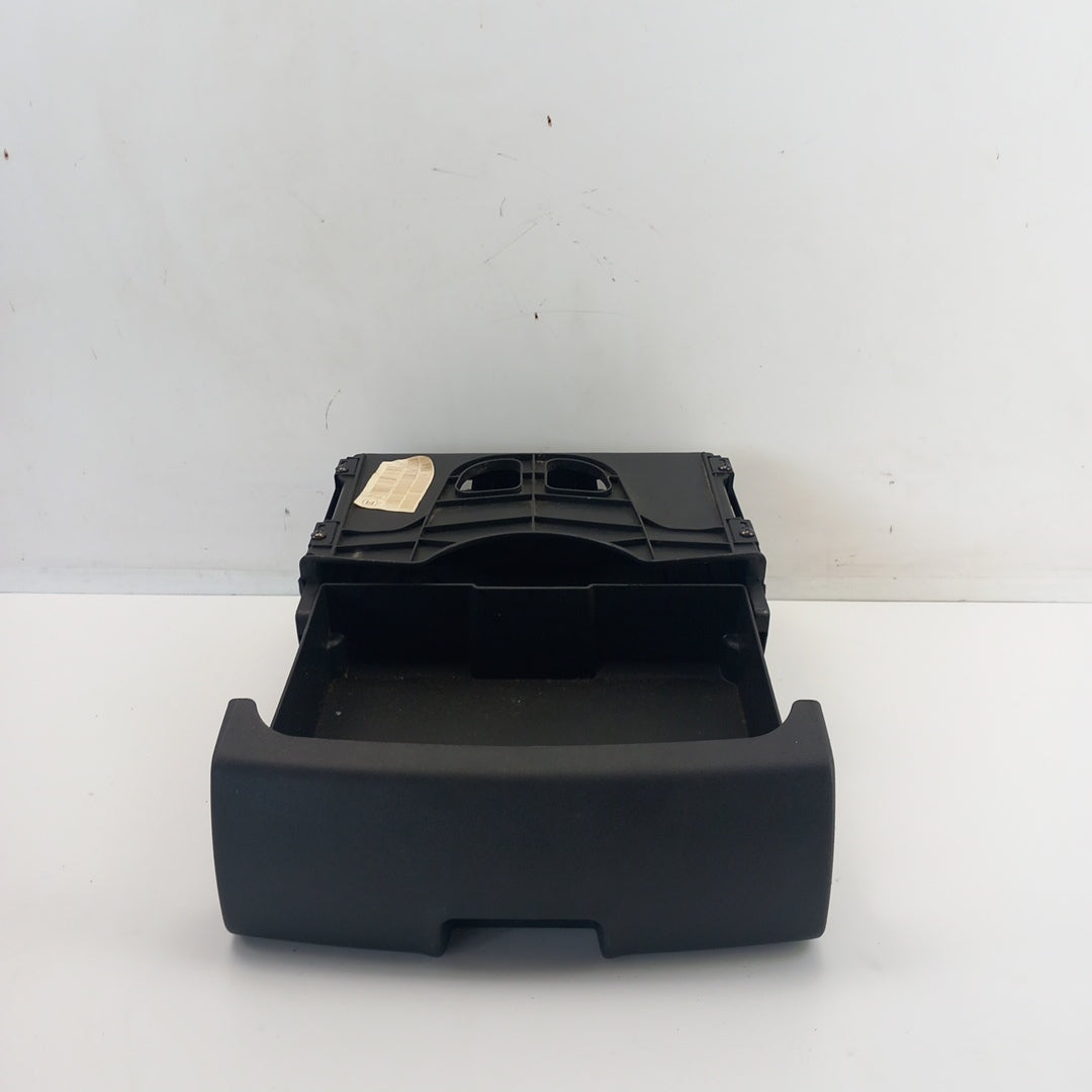 Кутия предна седалка отдолу Opel Meriva B