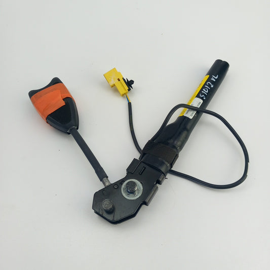 Пиропатрон предна лява седалка външен дефект Opel Meriva B