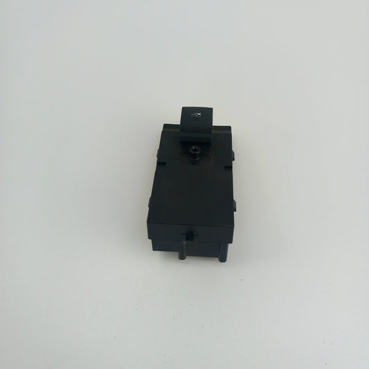 Бутон ел. стъкла предна дясна врата черен Opel Meriva B