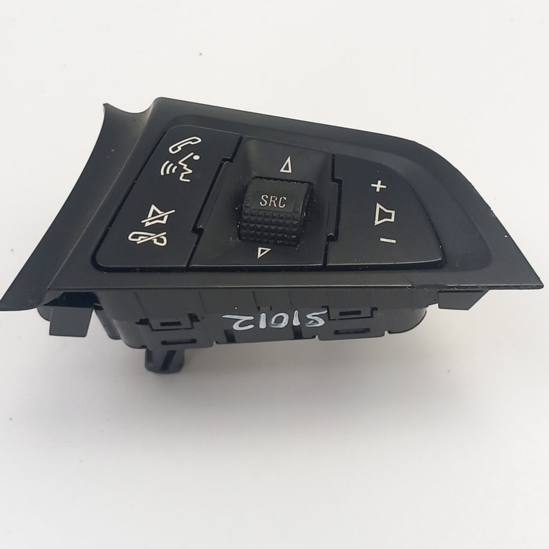 Бутон мултифункцонален волан десен Радио телефон черен Opel Meriva B