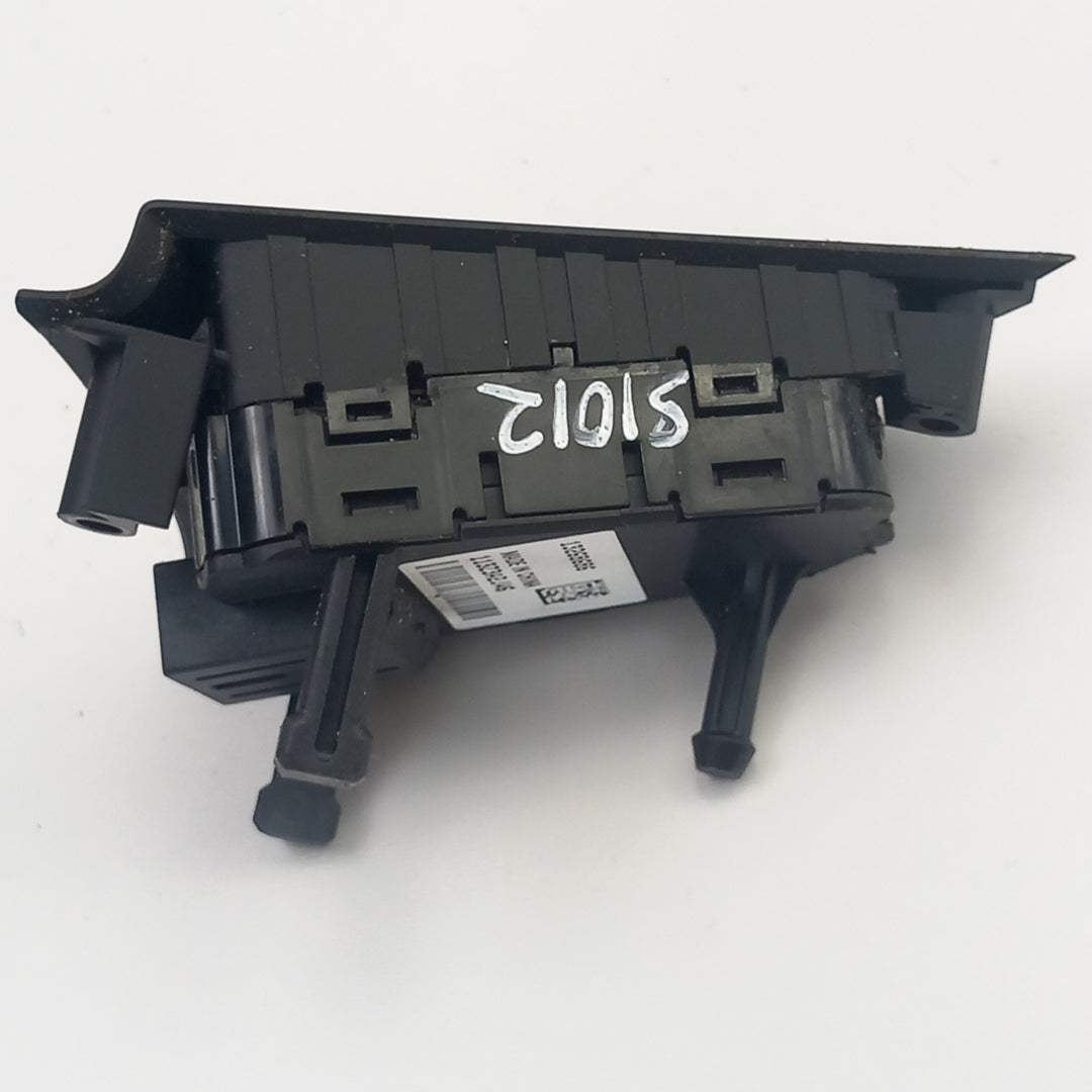 Бутон мултифункцонален волан десен Радио телефон черен Opel Meriva B