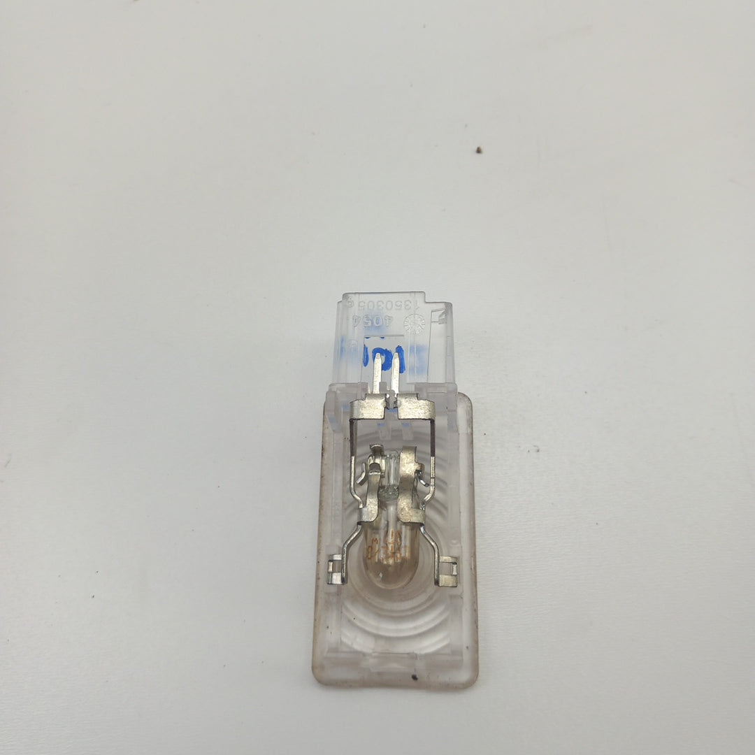 Плафон осветление багажник Opel Meriva B