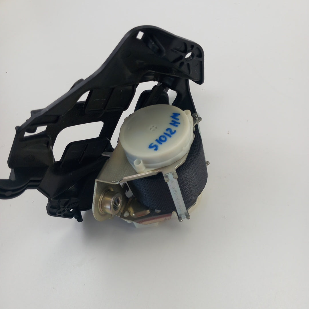 Предпазен колан заден среден черен Opel Meriva B