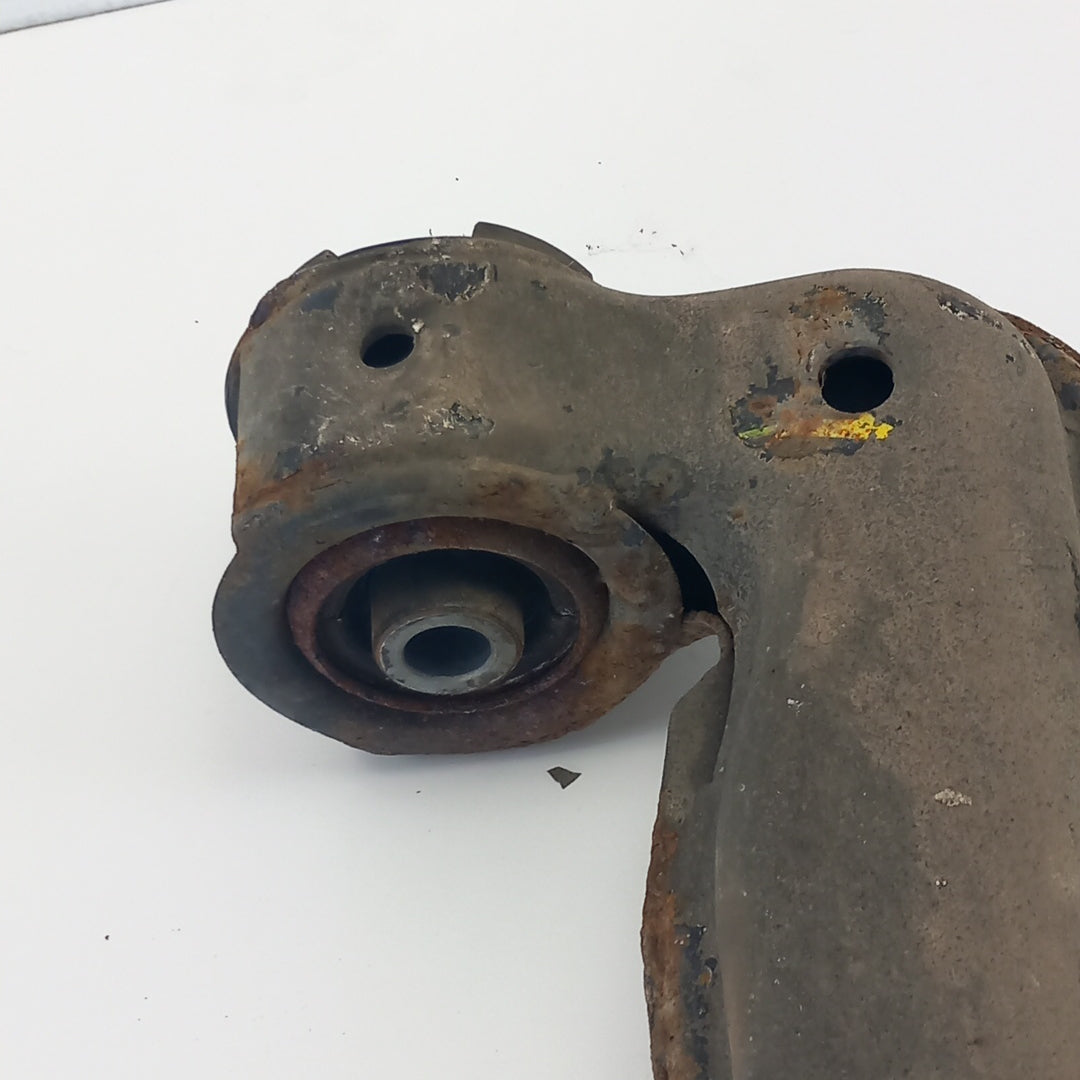 Носач преден десен Opel Meriva B