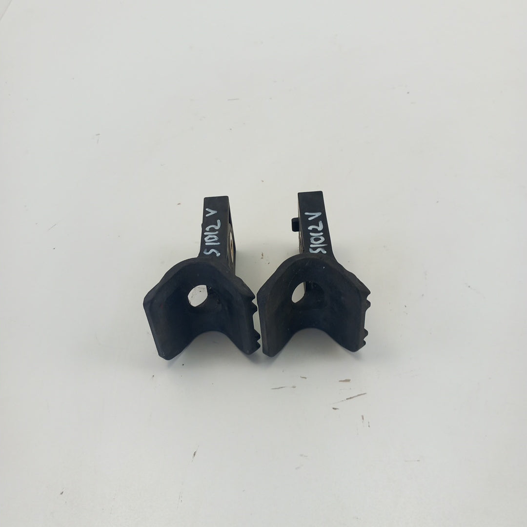 Държач воден радиатор ляв / десен комплект от 2 горни Opel Meriva B 1,4 B14XER