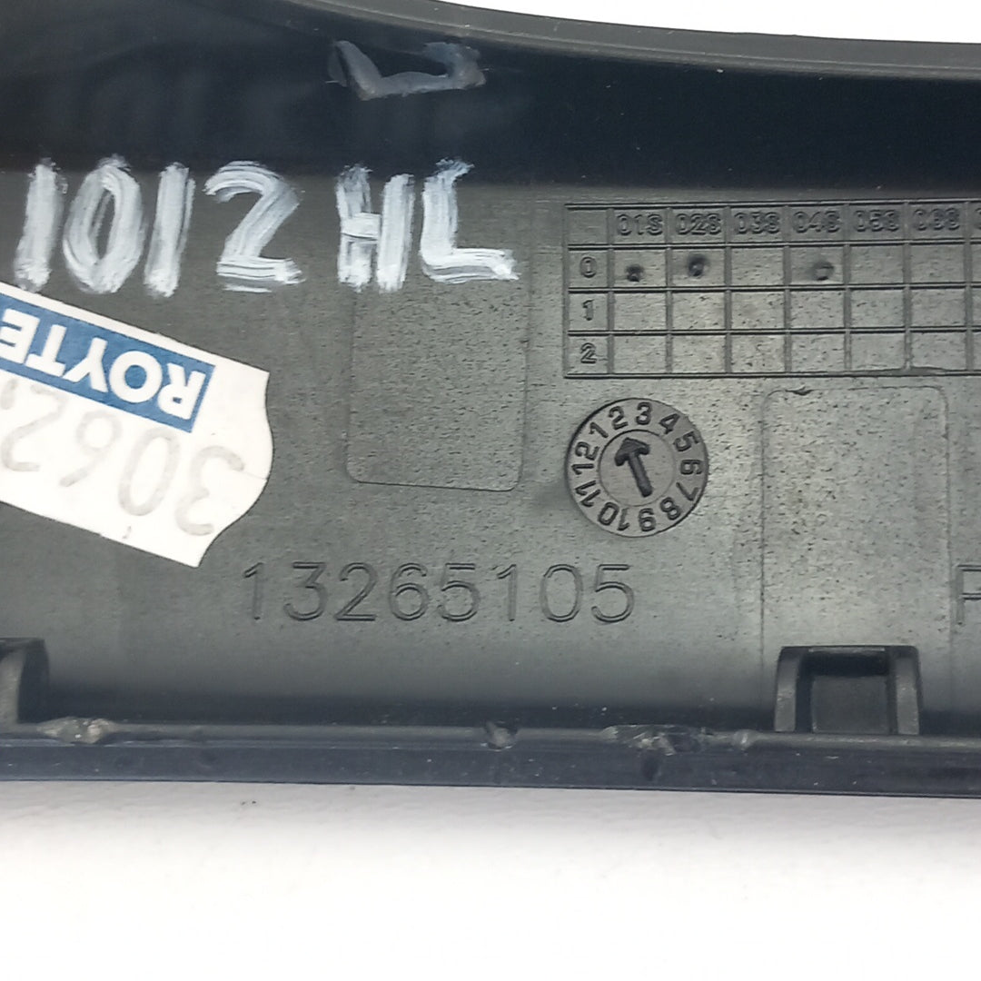 Декоративна лайстна кора на врата задна лява Opel Meriva B