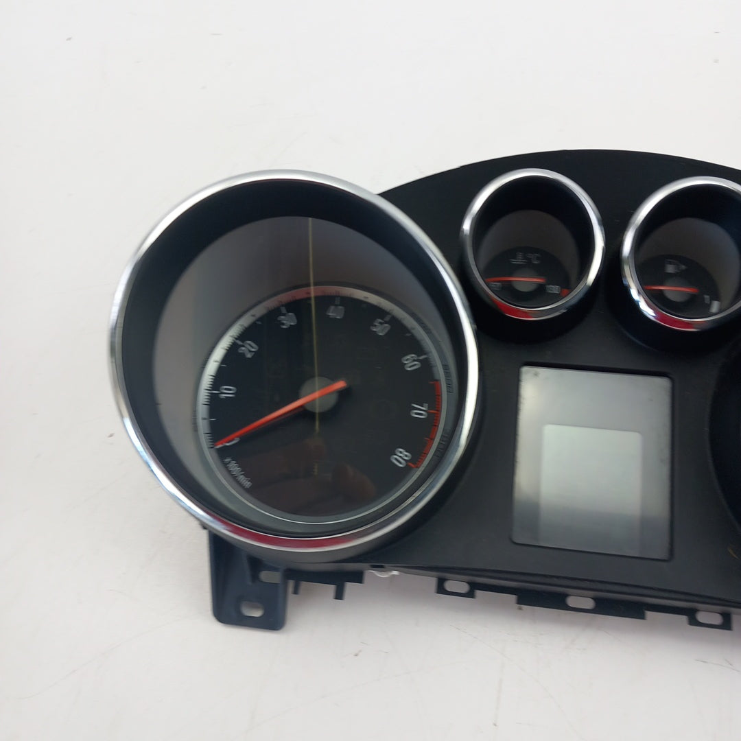 Километраж Мили MPH RHD бензин ADWF Opel Meriva B 1,4 B14XER