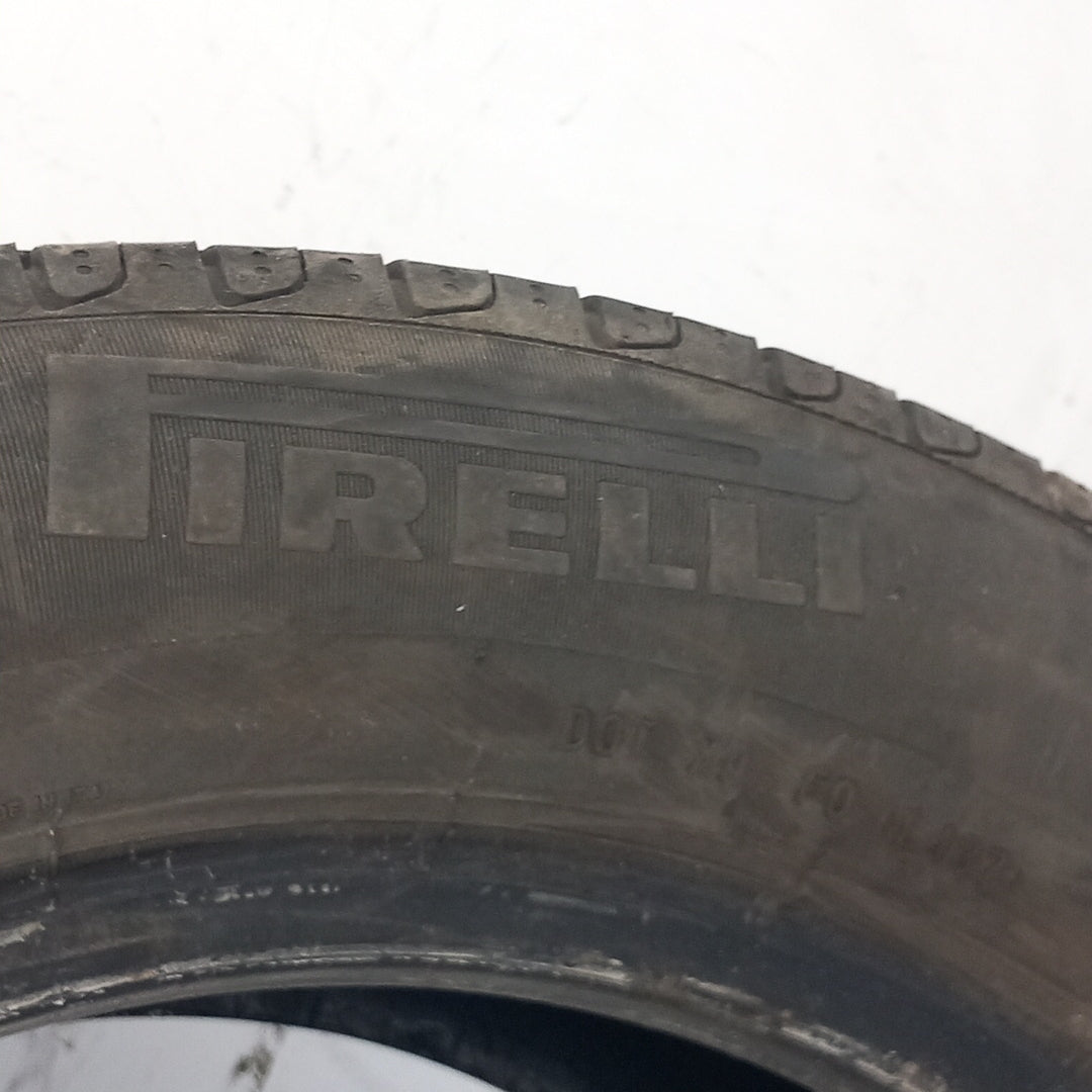 Комплект 16" цола 2 броя летни гуми Pirelli Cinturato 205/60R16