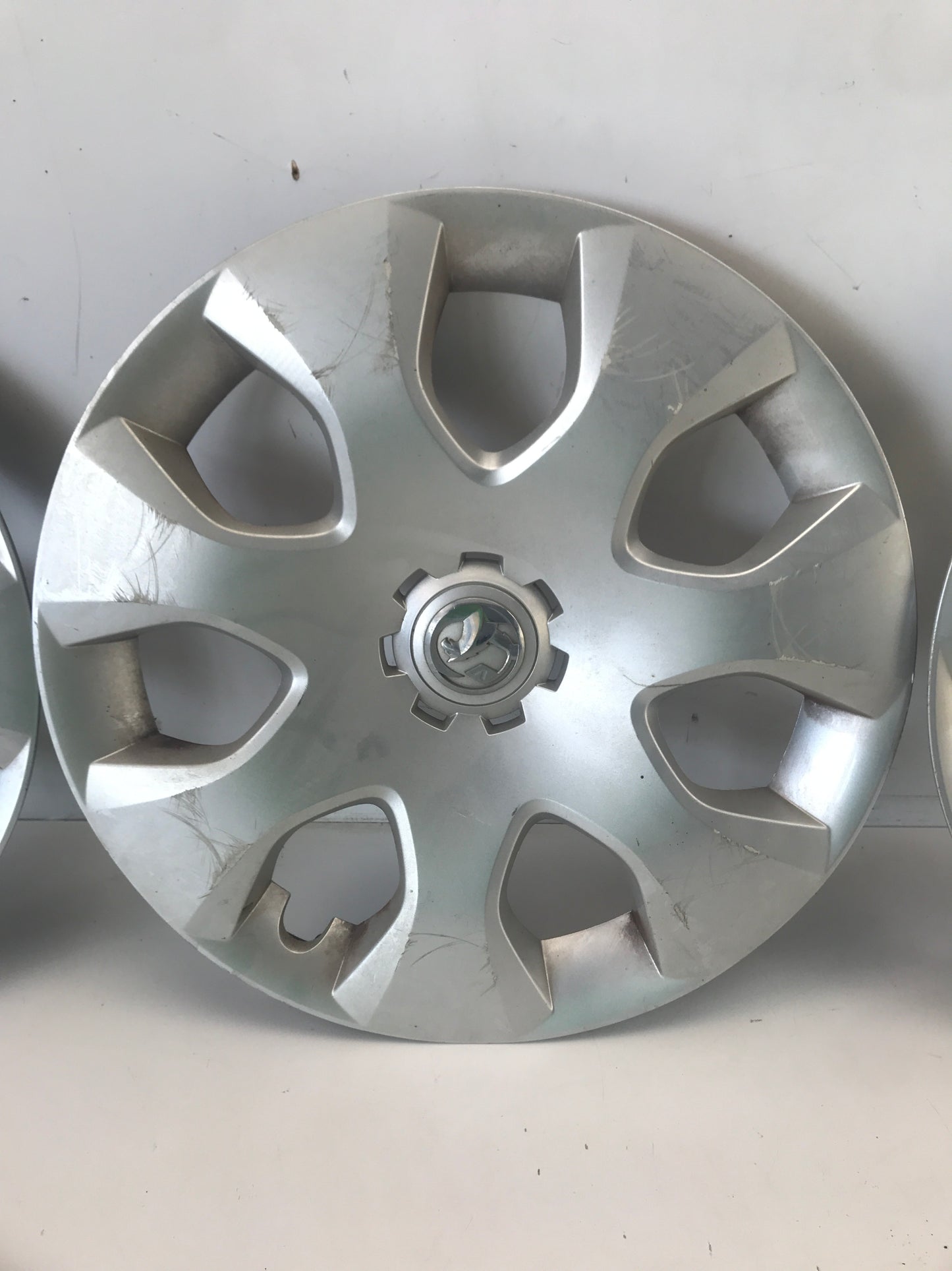 Тасове оригинални 16” цола AABP с капачки лого vauxhall Opel Meriva B