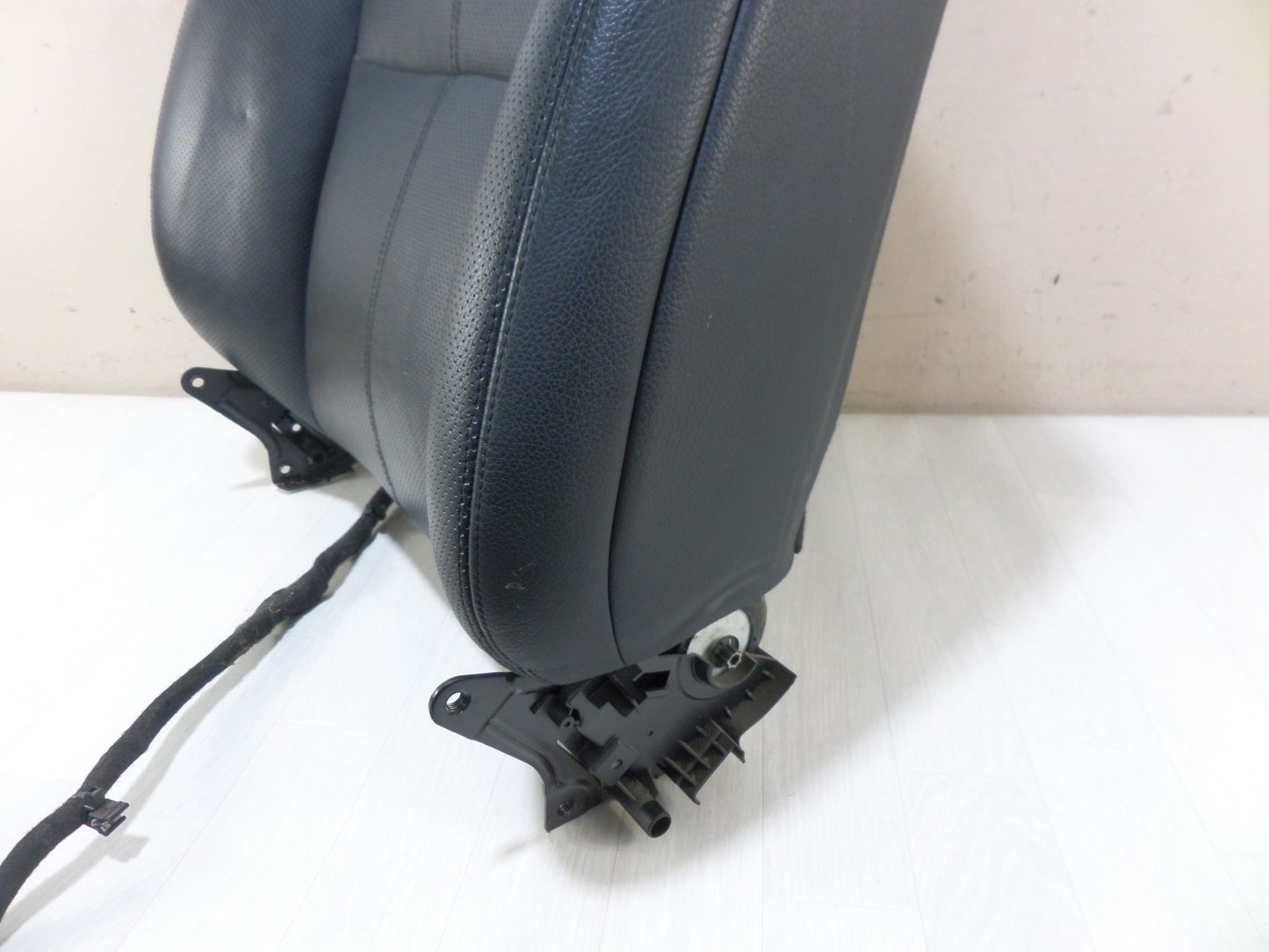 Облегалка пътническа седалка отопление вентилация памет предна дясна Mercedes W221