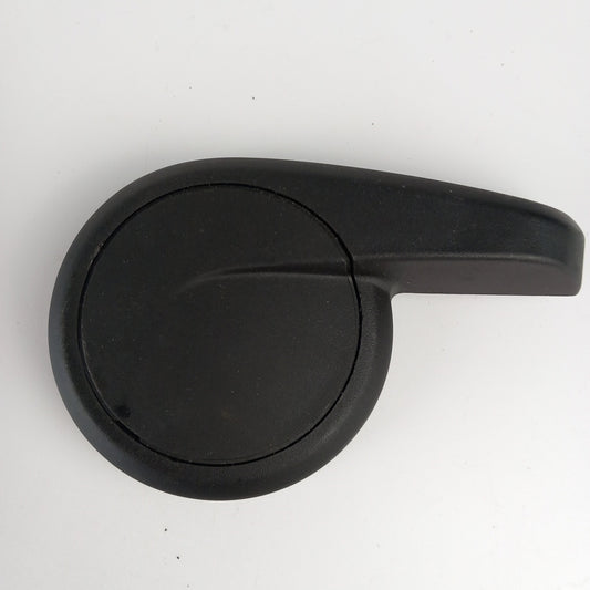 Дръжка задна дясна предна седалка 6/3 Opel Astra J