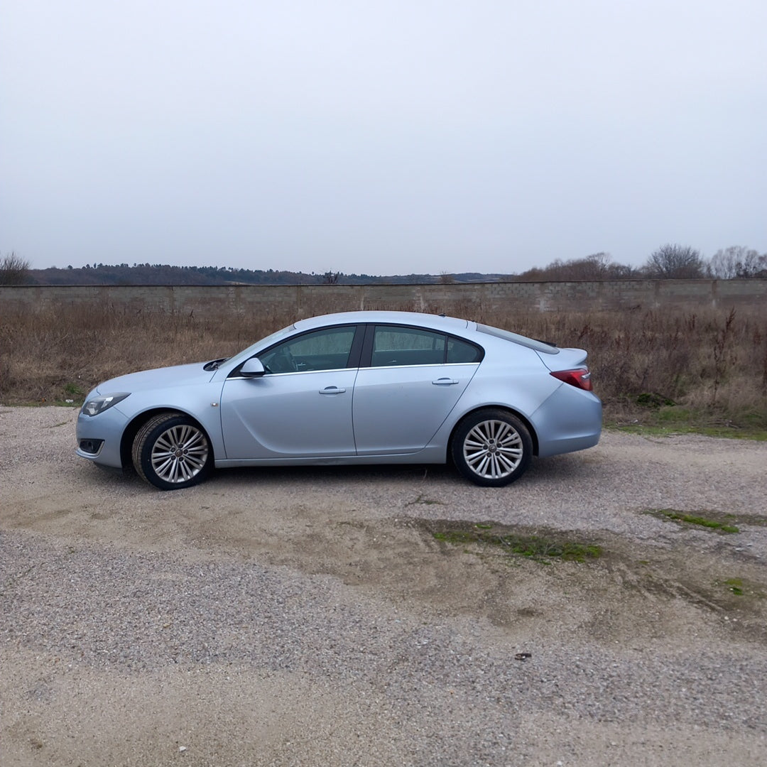 Opel Insignia A Facelift 2,0 CDTI A20DTE Silver 2015 / G0910 снимки