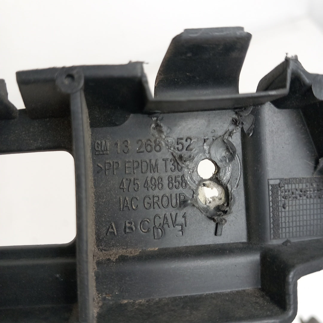 Водач задна броня ляво Opel Meriva B