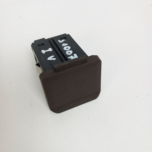 Букса вход USB и AUX кафяво Opel Meriva B