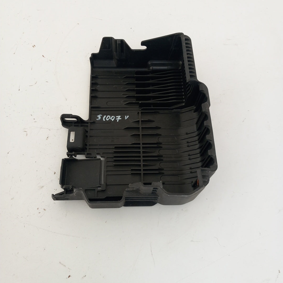 Капак за бушониера предна Opel Meriva B 1,4 A14XER