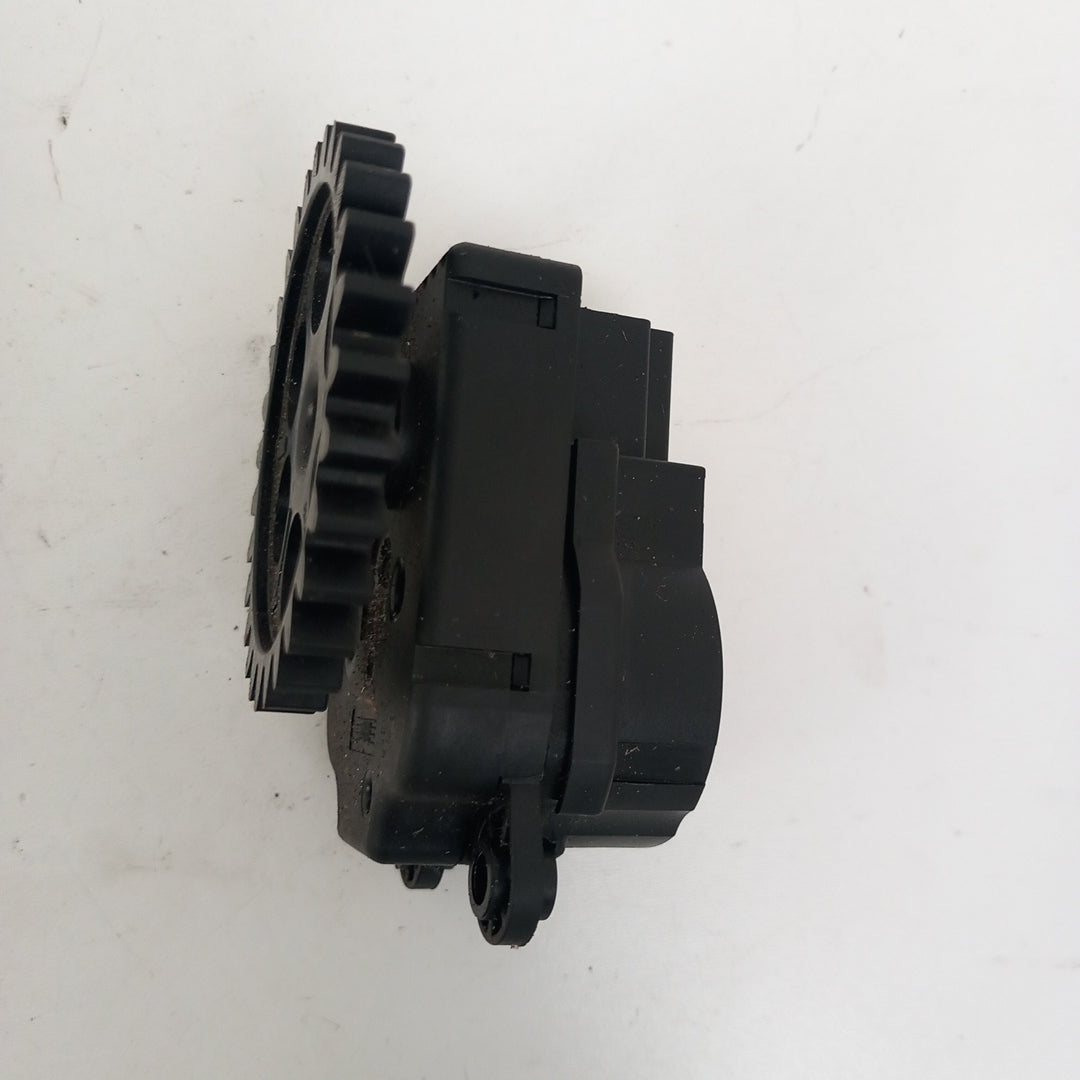 Моторче клапи климатик парно Opel Meriva B