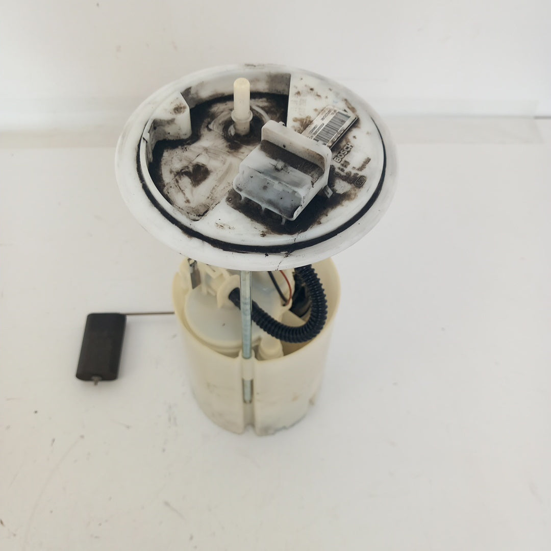 Горивна помпа резервоар Opel Meriva B 1,4 A14XER