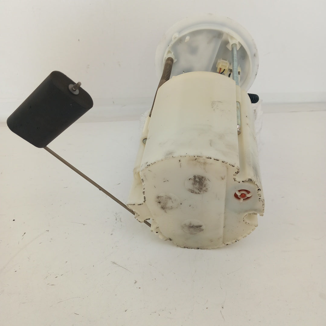 Горивна помпа резервоар Opel Meriva B 1,4 A14XER