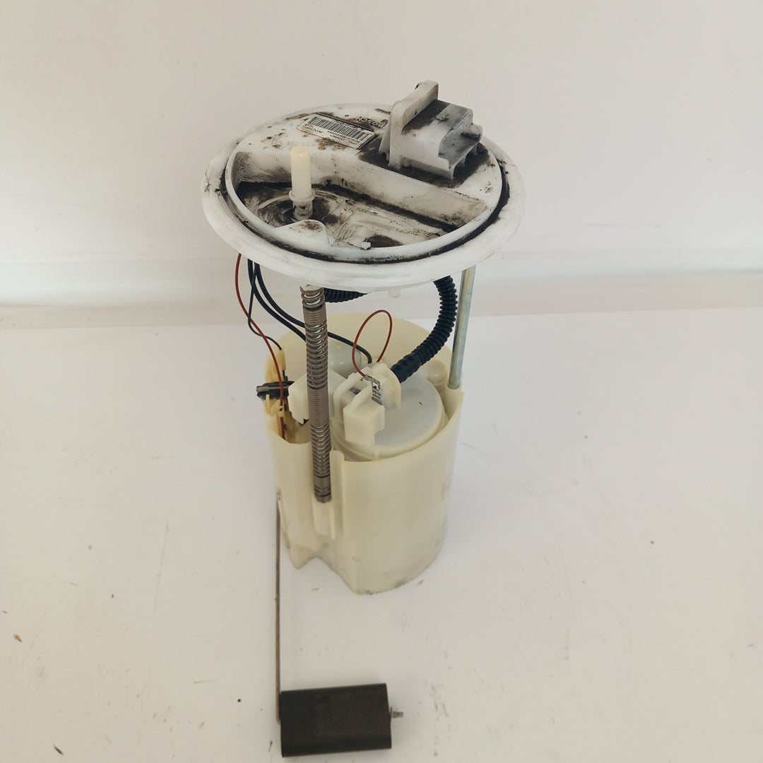 Горивна помпа резервоар Opel Meriva B 1,4 A14XER