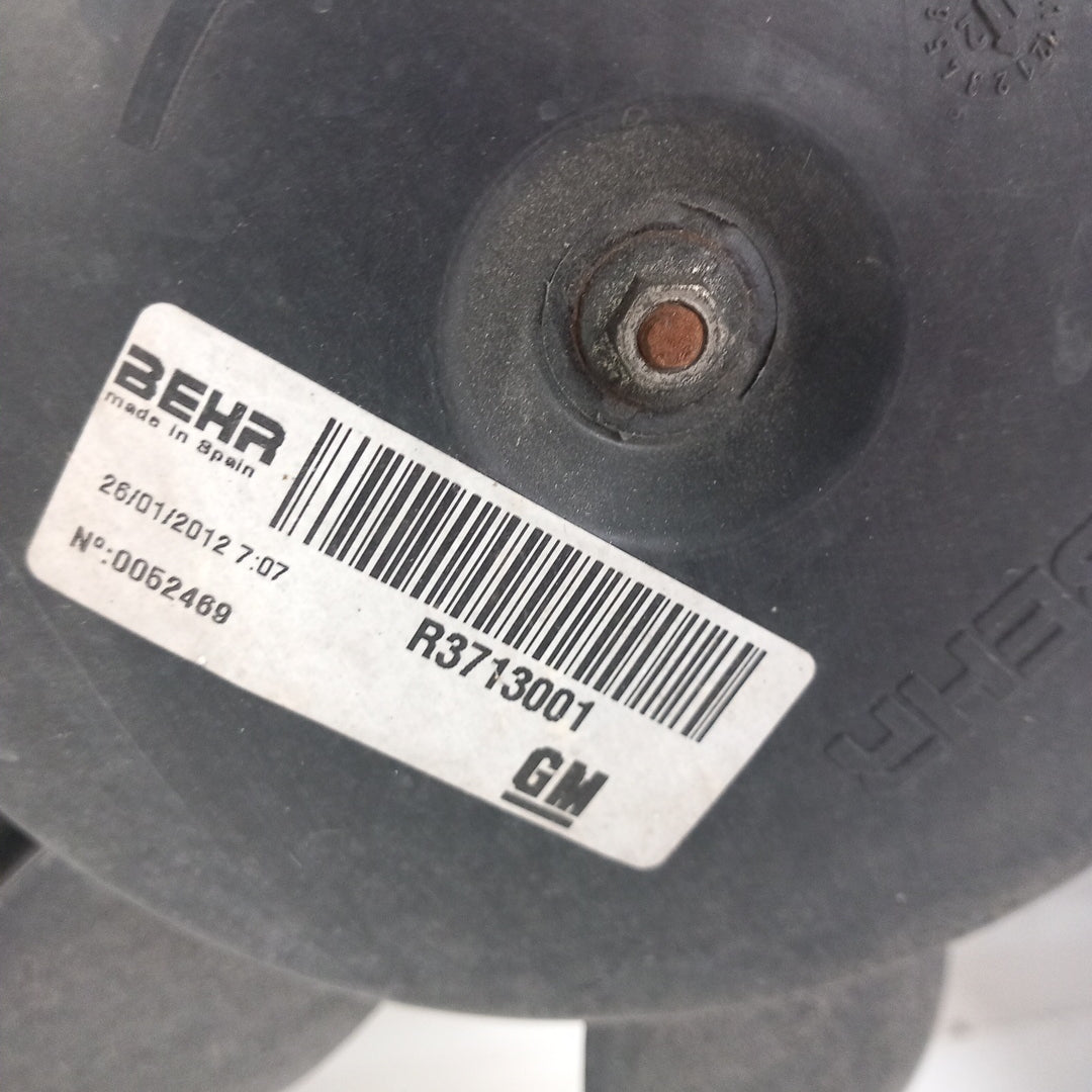 Вентилатор перка воден радиатор Opel Meriva B 1,4 A14XER