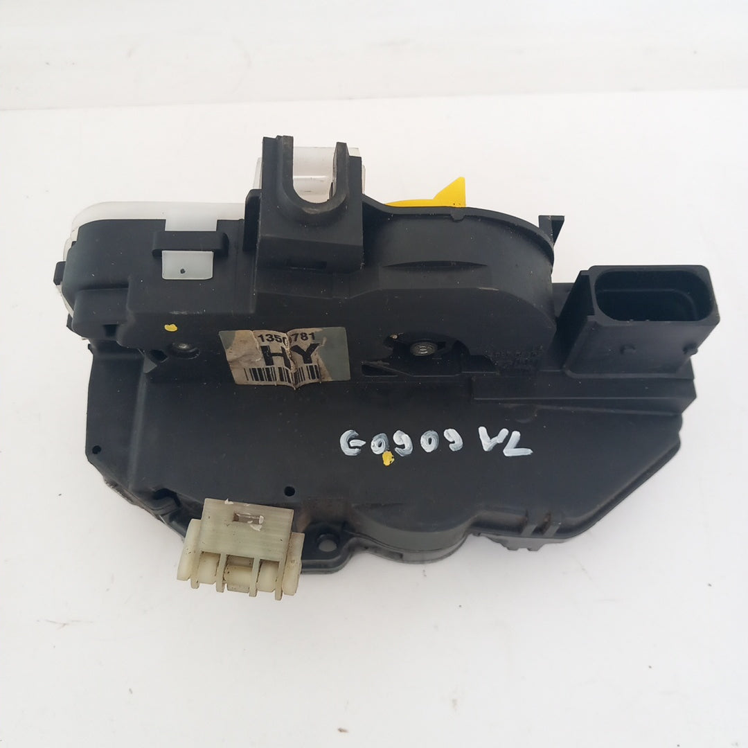 Брава актуатор предна лява врата HY RHD Opel Insignia A