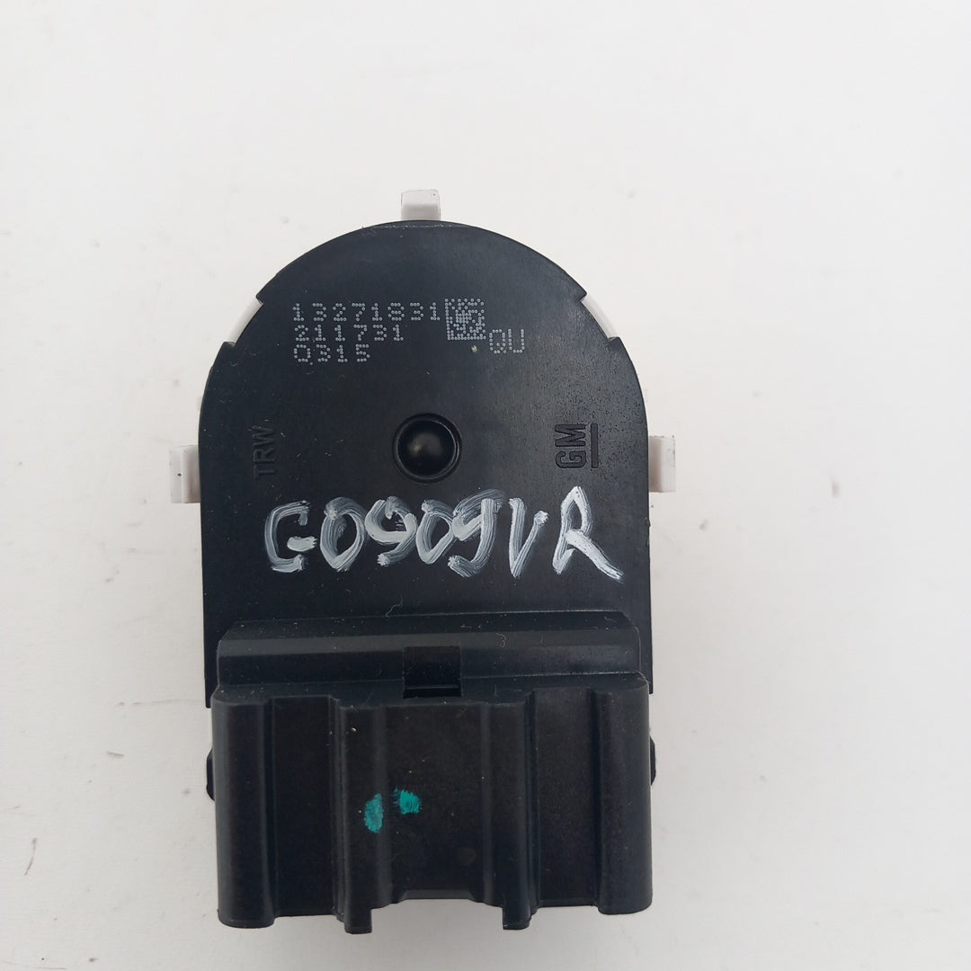 Бутон копче странични ел сгъваеми огледала Opel Insignia A