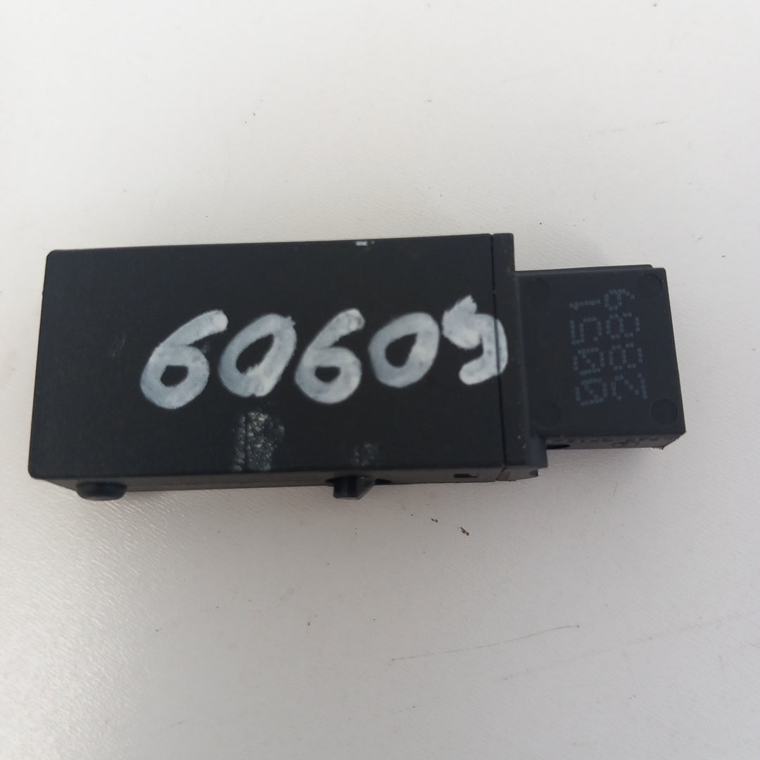 Датчик AUX вход връзка слушалки Opel Insignia A