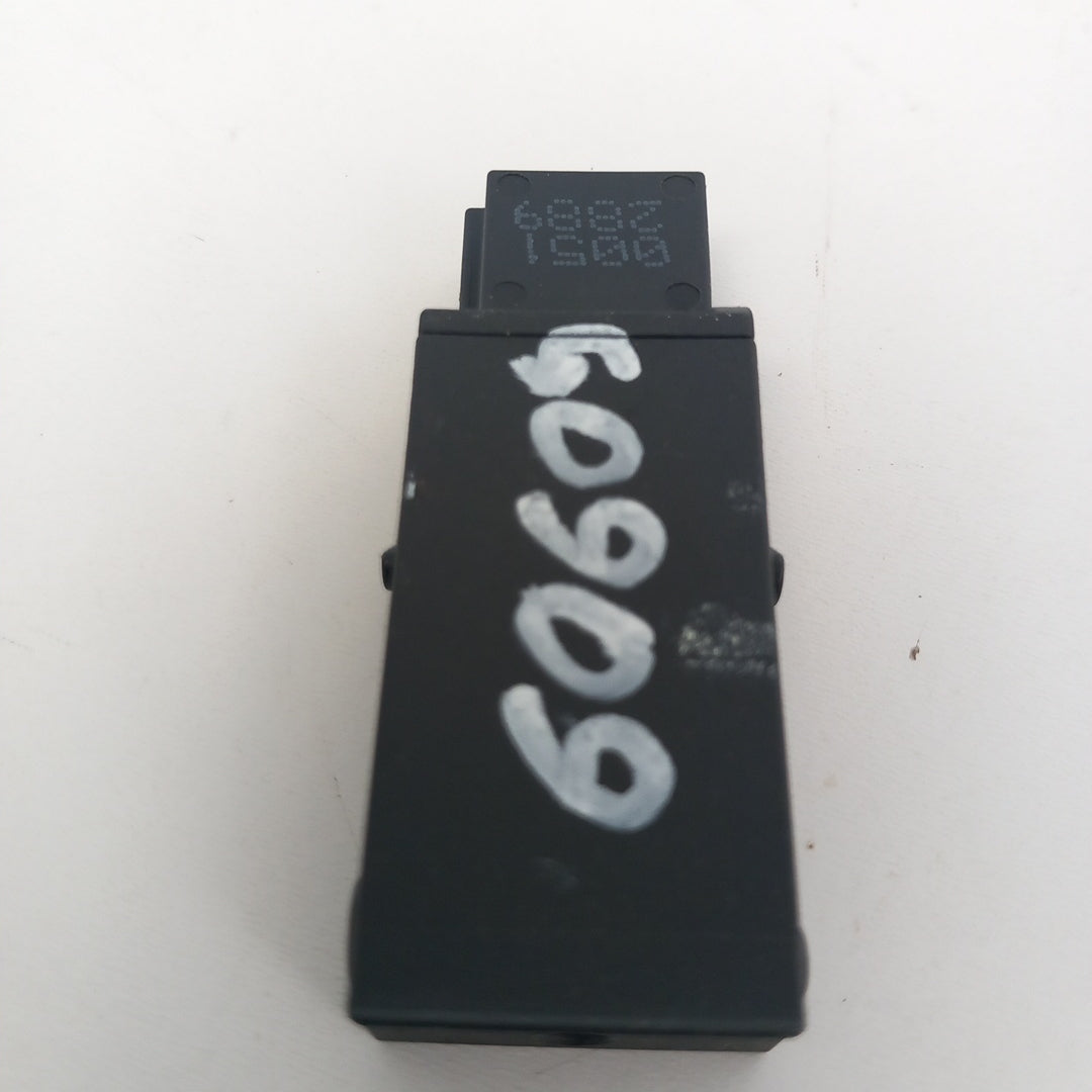 Датчик AUX вход връзка слушалки Opel Insignia A