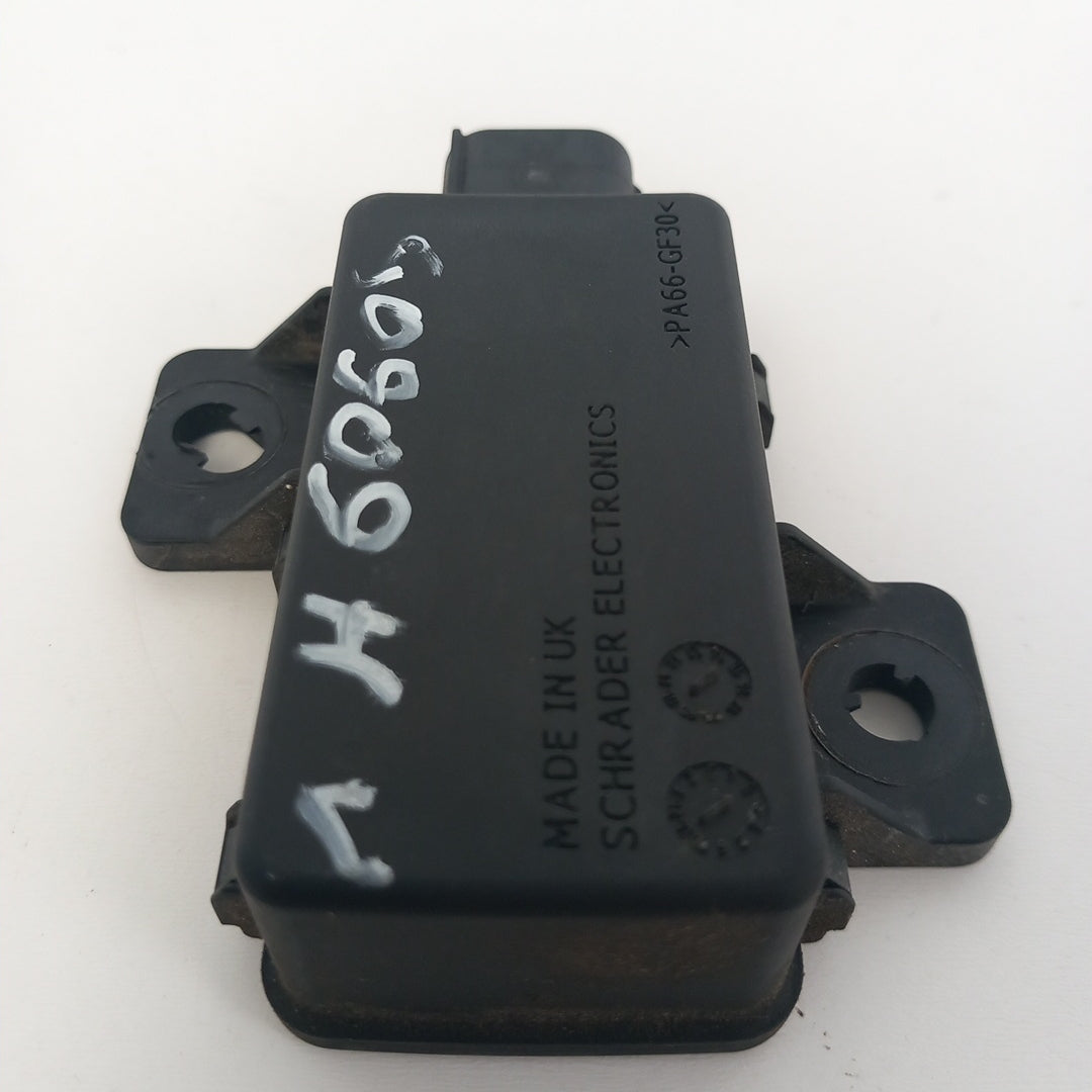 Блок сензор управление налягане в гумите Opel Insignia A