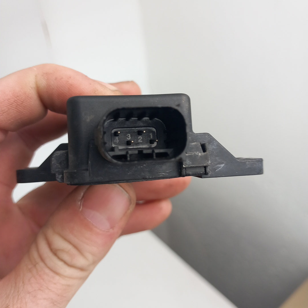 Блок сензор управление налягане в гумите Opel Insignia A