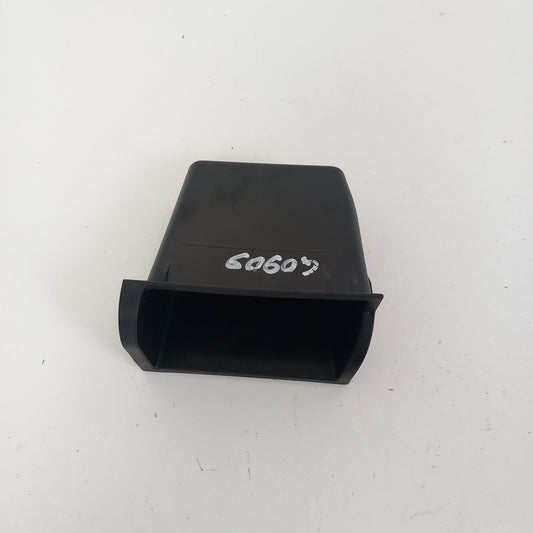 Кутия отделение съхранение пепелник Opel Insignia A