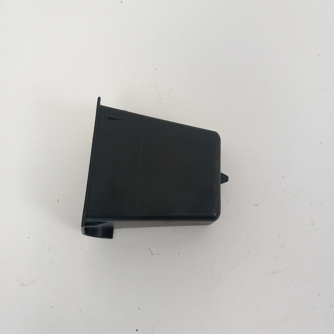 Кутия отделение съхранение пепелник Opel Insignia A